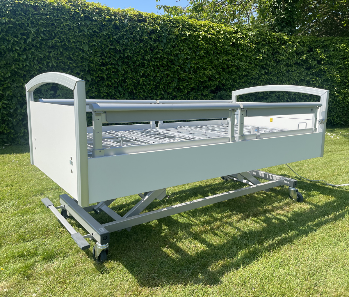 1 - Surplus hospital bed ready for reuse main 1 - Surplus hospital bed ready for reuse main